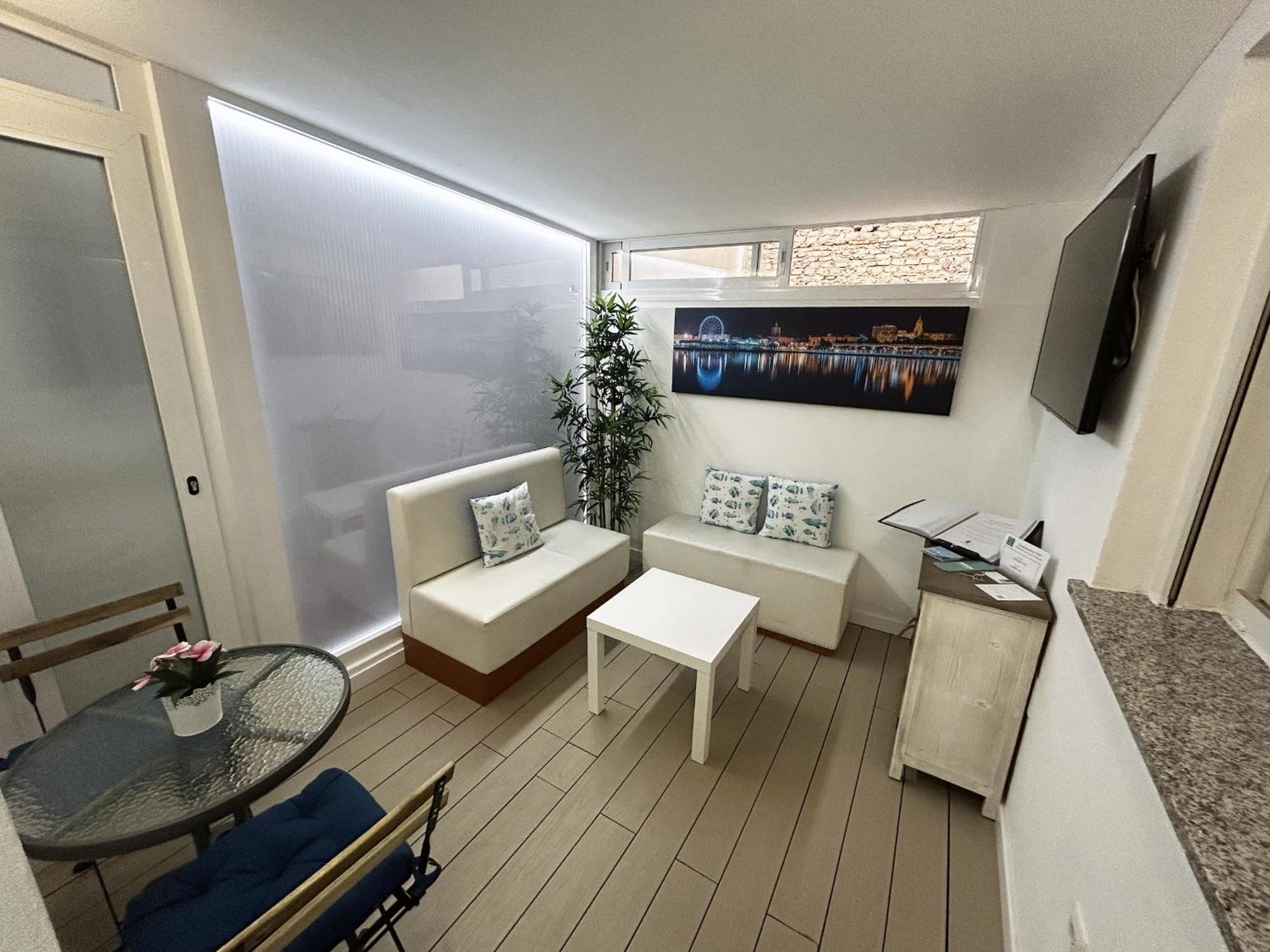 Wonderstays Apartamentos Maribel Malaga Zewnętrze zdjęcie